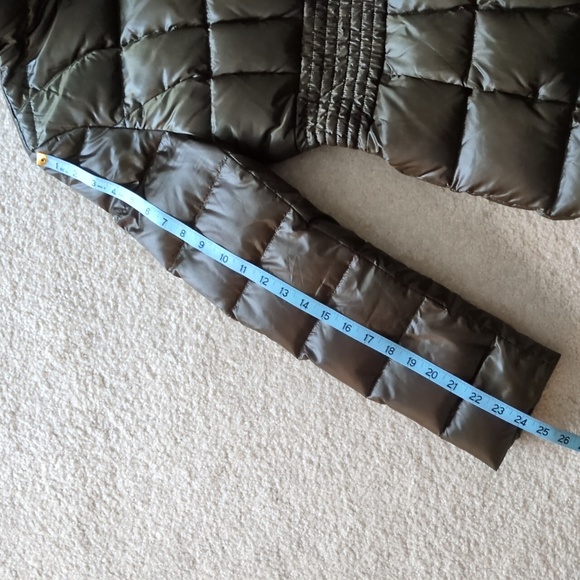 Laundry Coat - Picture 15 of 15